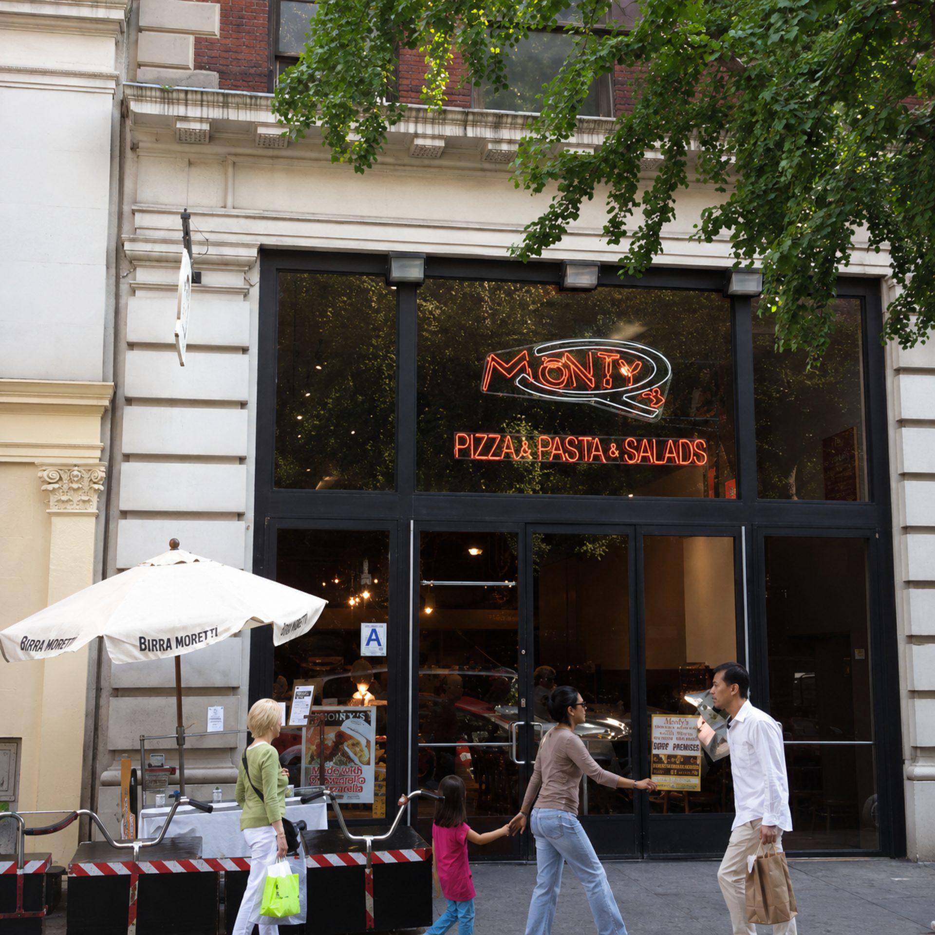 Welcome to Monty Q's